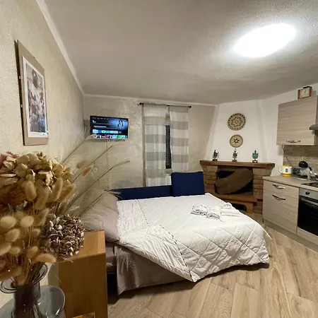Shardana House- Free Parking 斯培西亚