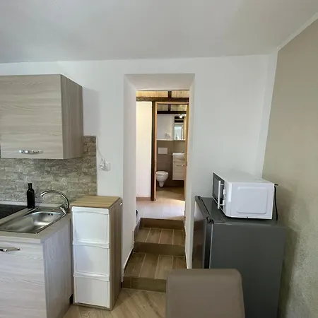 Shardana House- Free Parking Affittacamere *